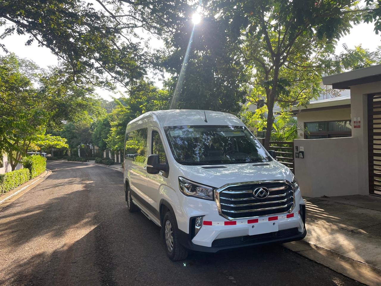 Private transportation van from Friends Express Costa Rica